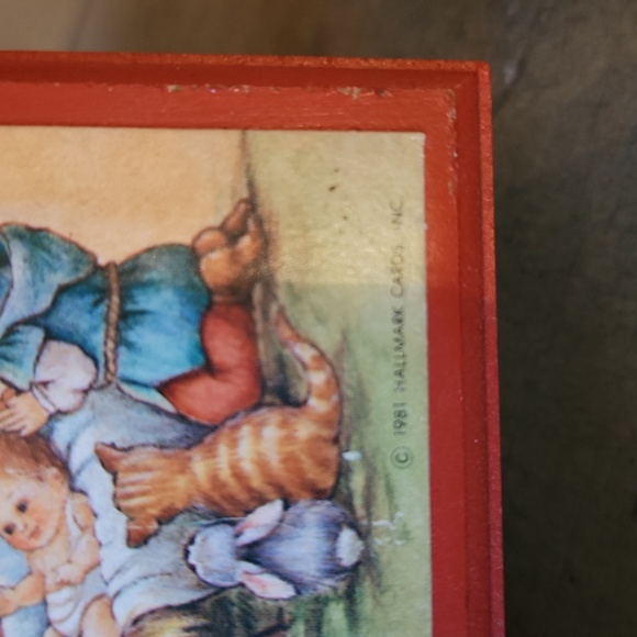 Vintage 1981 Hallmark Christmas Hanging Plaque - Picture 3 of 4